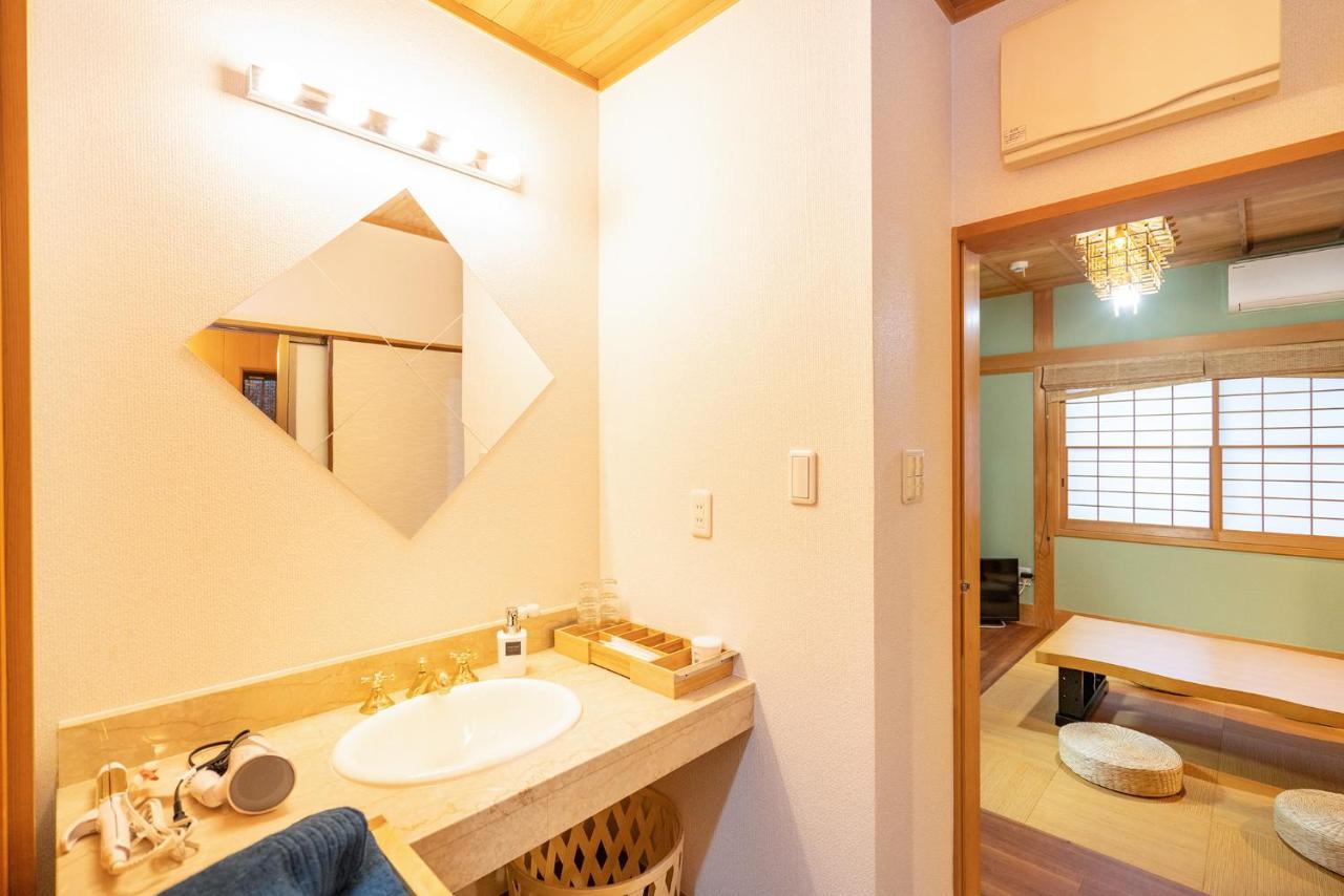 Japanese traditional house.Ryokan in asakusa with 2bedrooms Tokyo Bagian luar foto