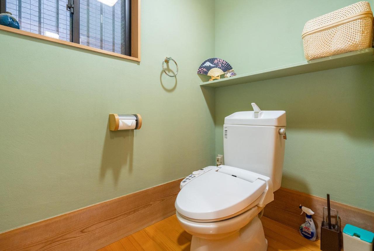 Japanese traditional house.Ryokan in asakusa with 2bedrooms Tokyo Bagian luar foto