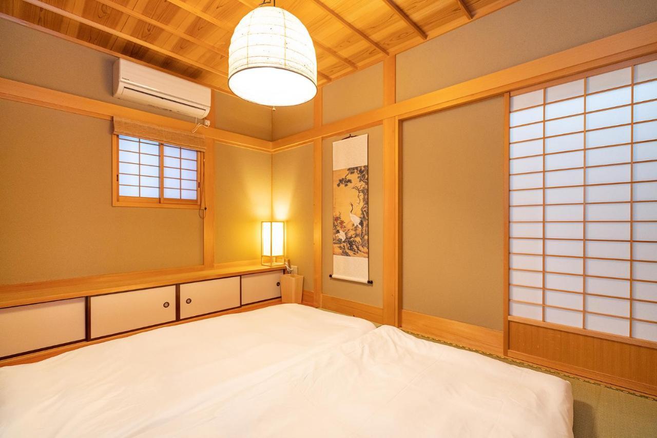 Japanese traditional house.Ryokan in asakusa with 2bedrooms Tokyo Bagian luar foto