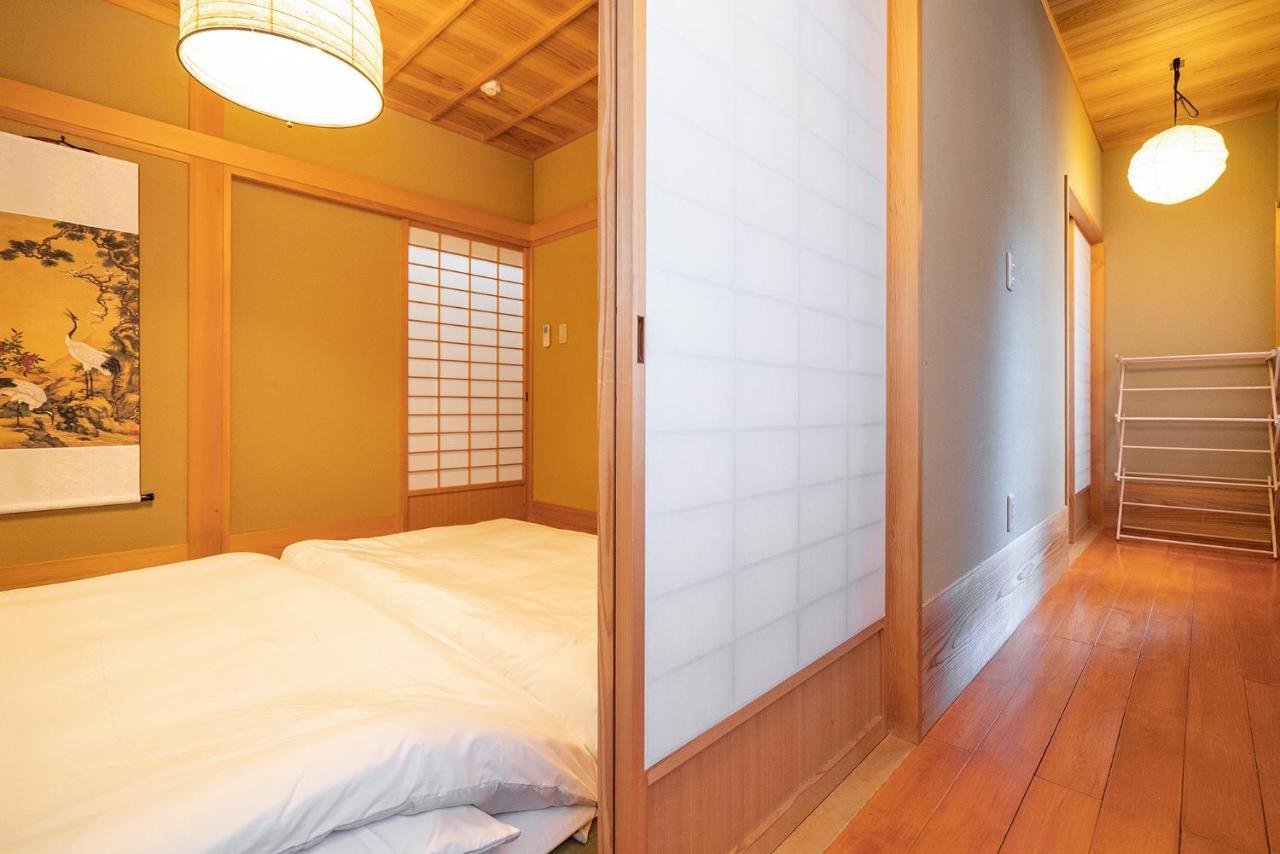 Japanese traditional house.Ryokan in asakusa with 2bedrooms Tokyo Bagian luar foto